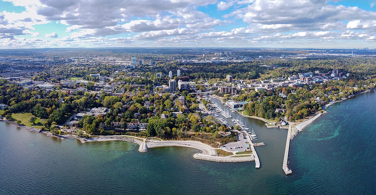 The mouth of Sixteen Mile Creek leading to various yacht and powerboat clubs in downtown Oakville.